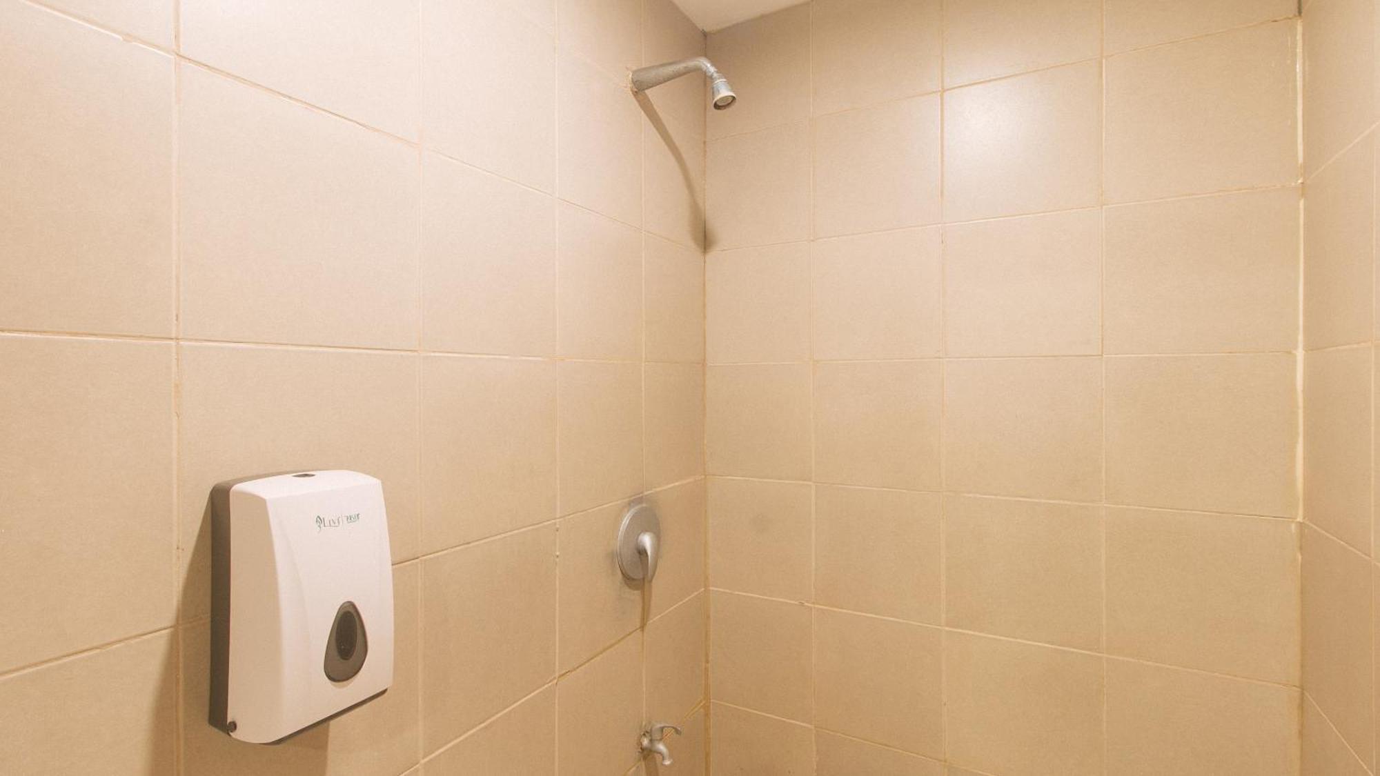 מונטינלופה Reddoorz At Ranchotel Alabang מראה חיצוני תמונה